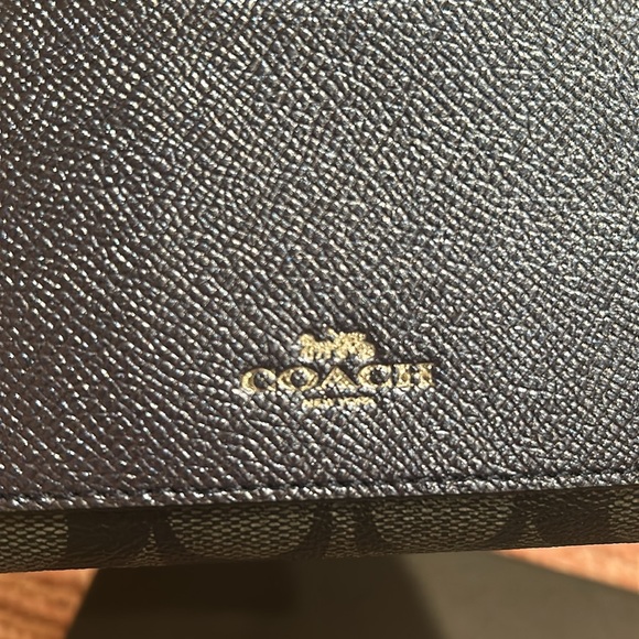 Coach wristlet wallet black smoke Metallic Navy, NWT - Picture 10 of 10